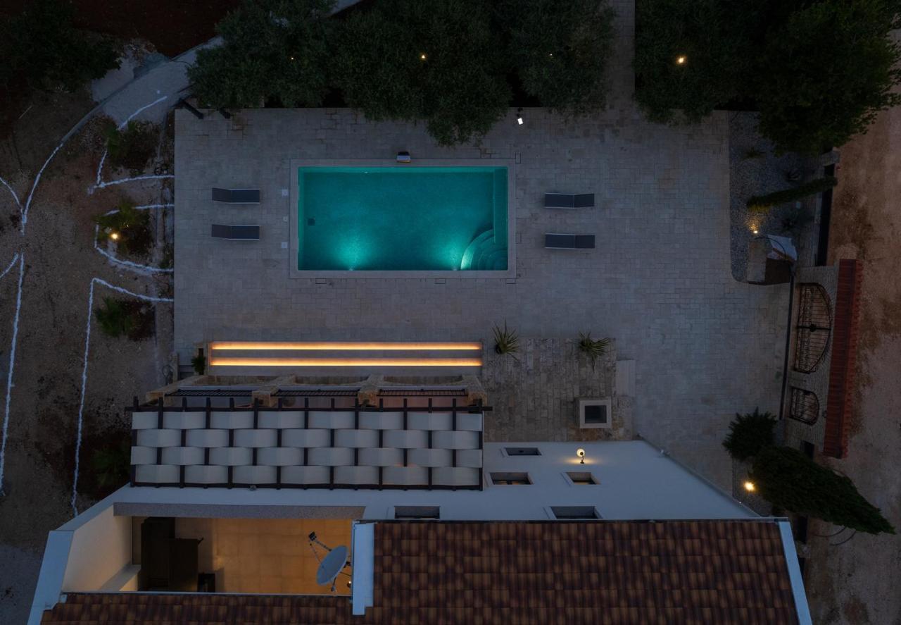 Villa Jalan Врси Экстерьер фото
